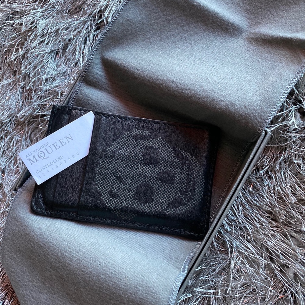 McQueen Cardholder